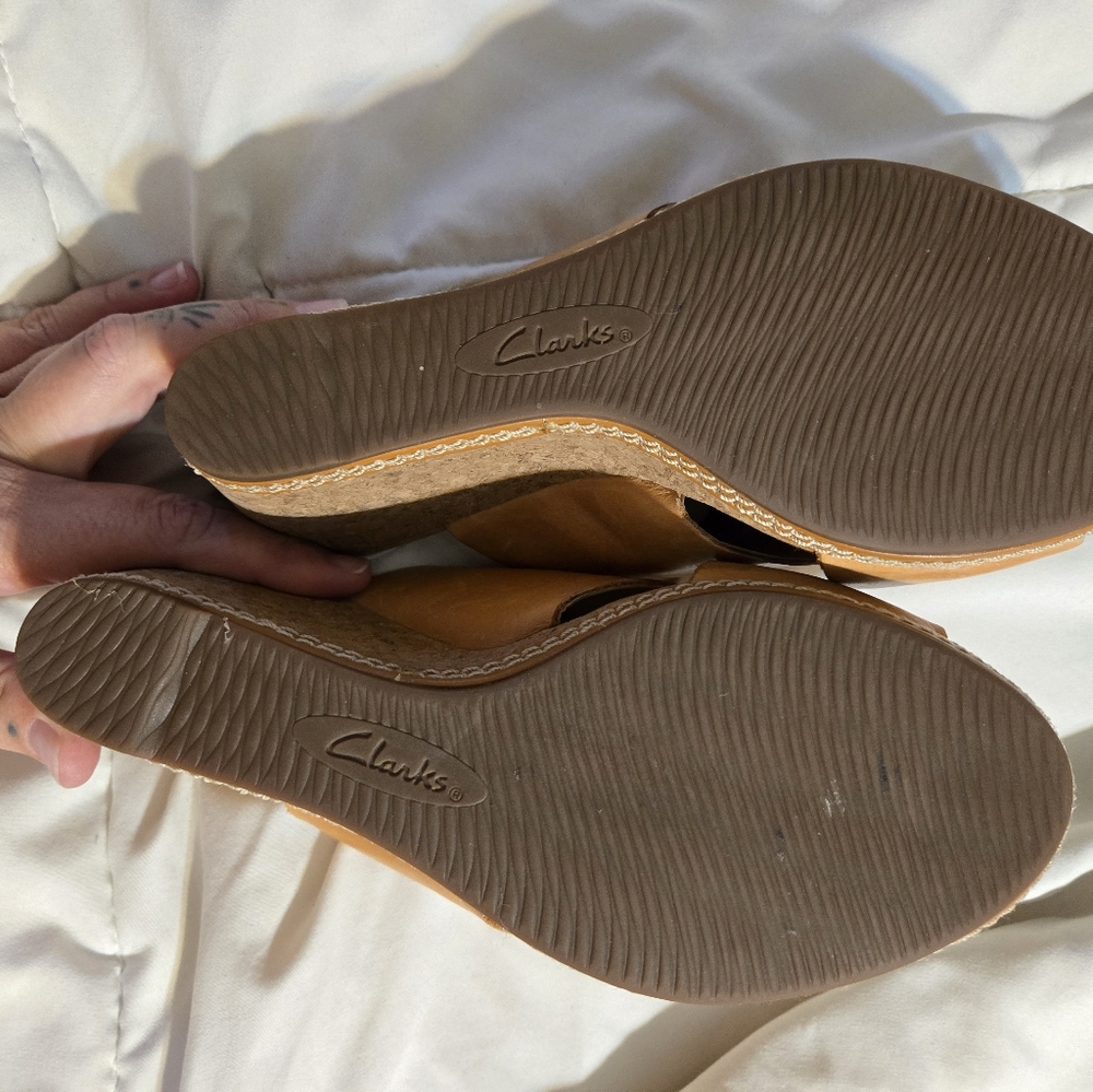 Clark's Collection Wedges - Picture 3 of 4